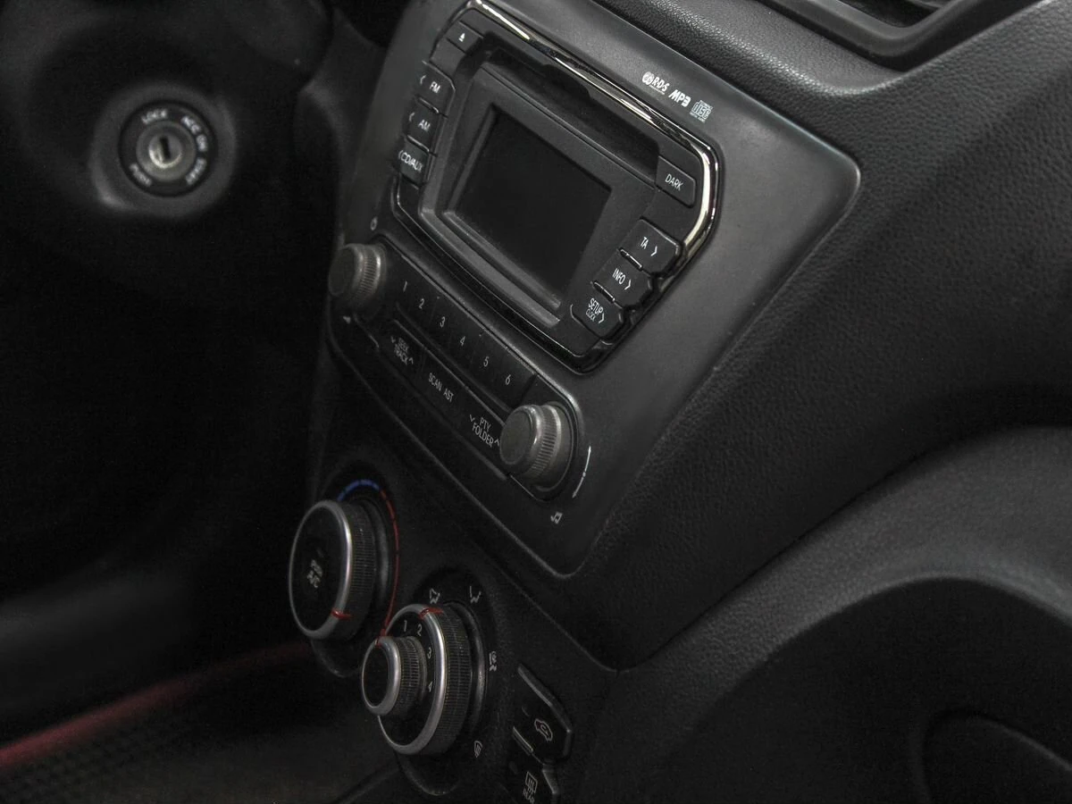 Kia Rio, 2012г, передний привод, механика