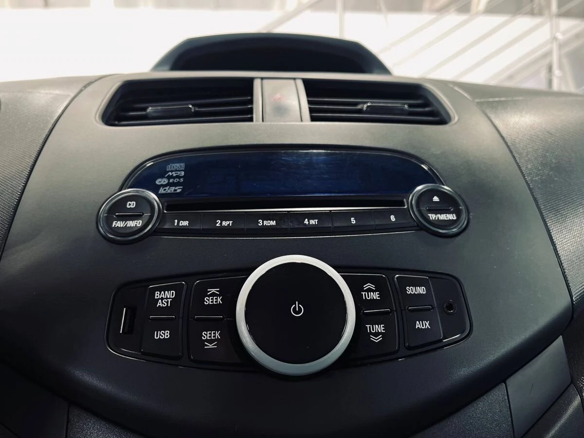 Chevrolet Spark, 2012г, передний привод, автомат