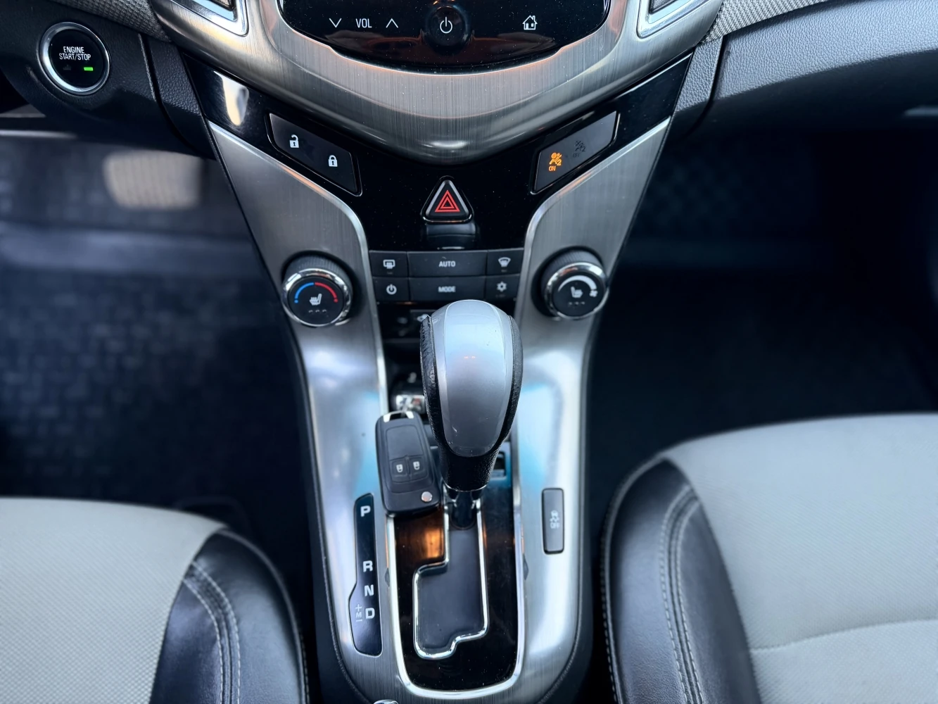 Chevrolet Cruze, 2013г, передний привод, автомат