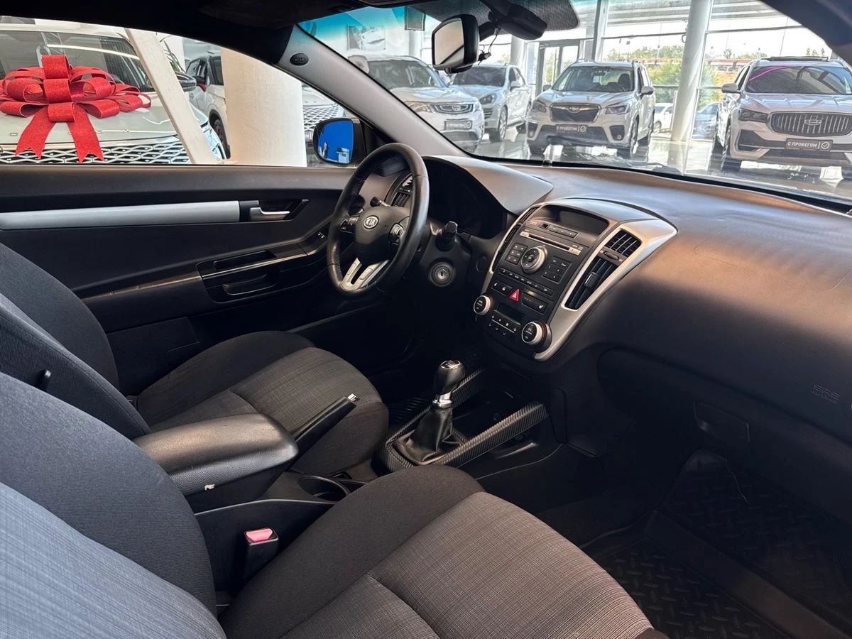 Kia Ceed, 2011г, передний привод, механика