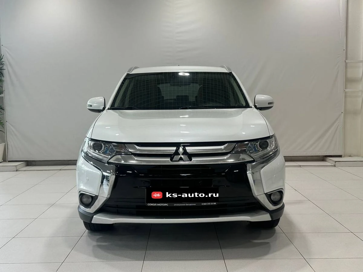 Mitsubishi Outlander, 2016г, полный привод, вариатор
