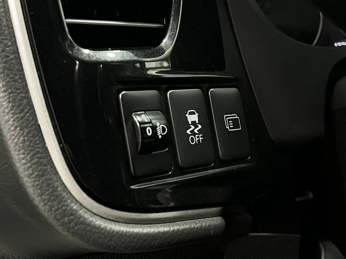 Mitsubishi Outlander, 2016г, полный привод, вариатор