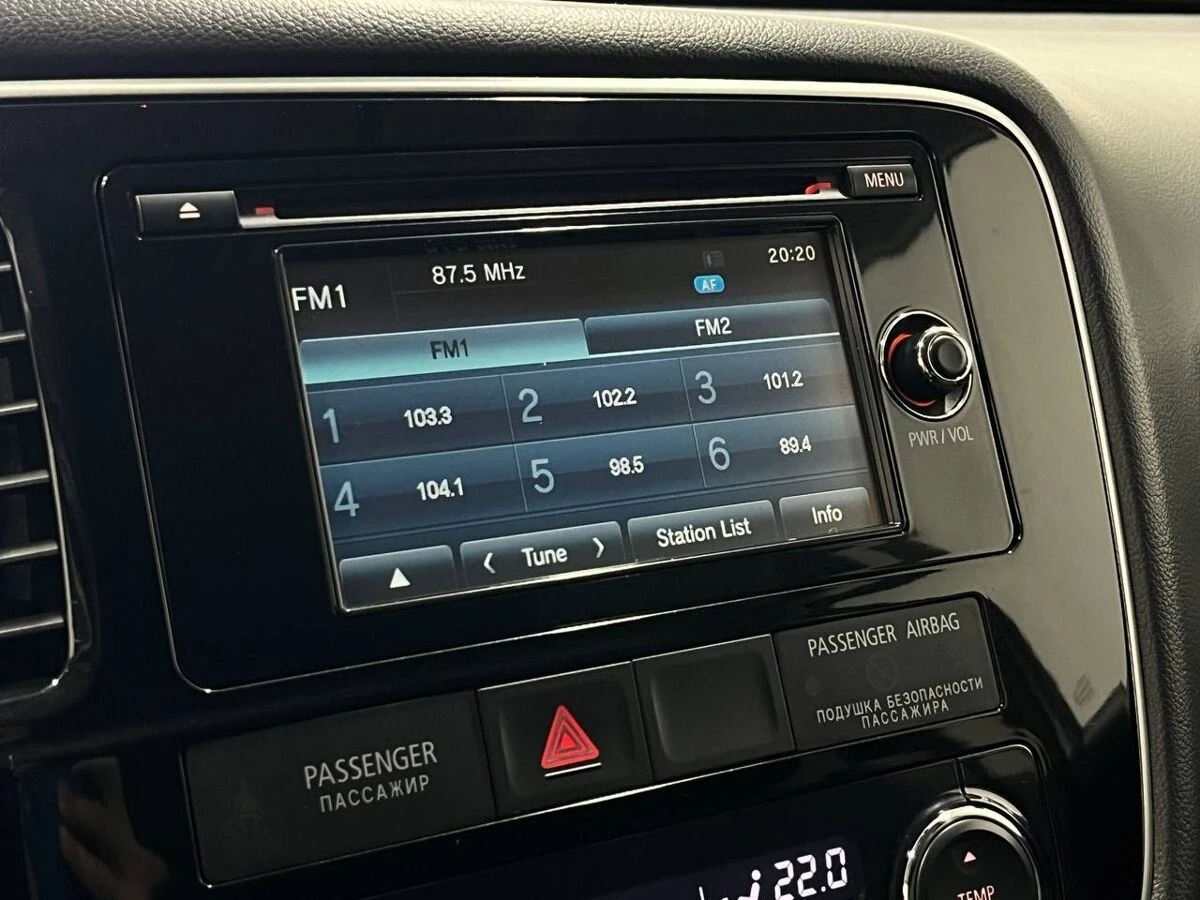 Mitsubishi Outlander, 2016г, полный привод, вариатор