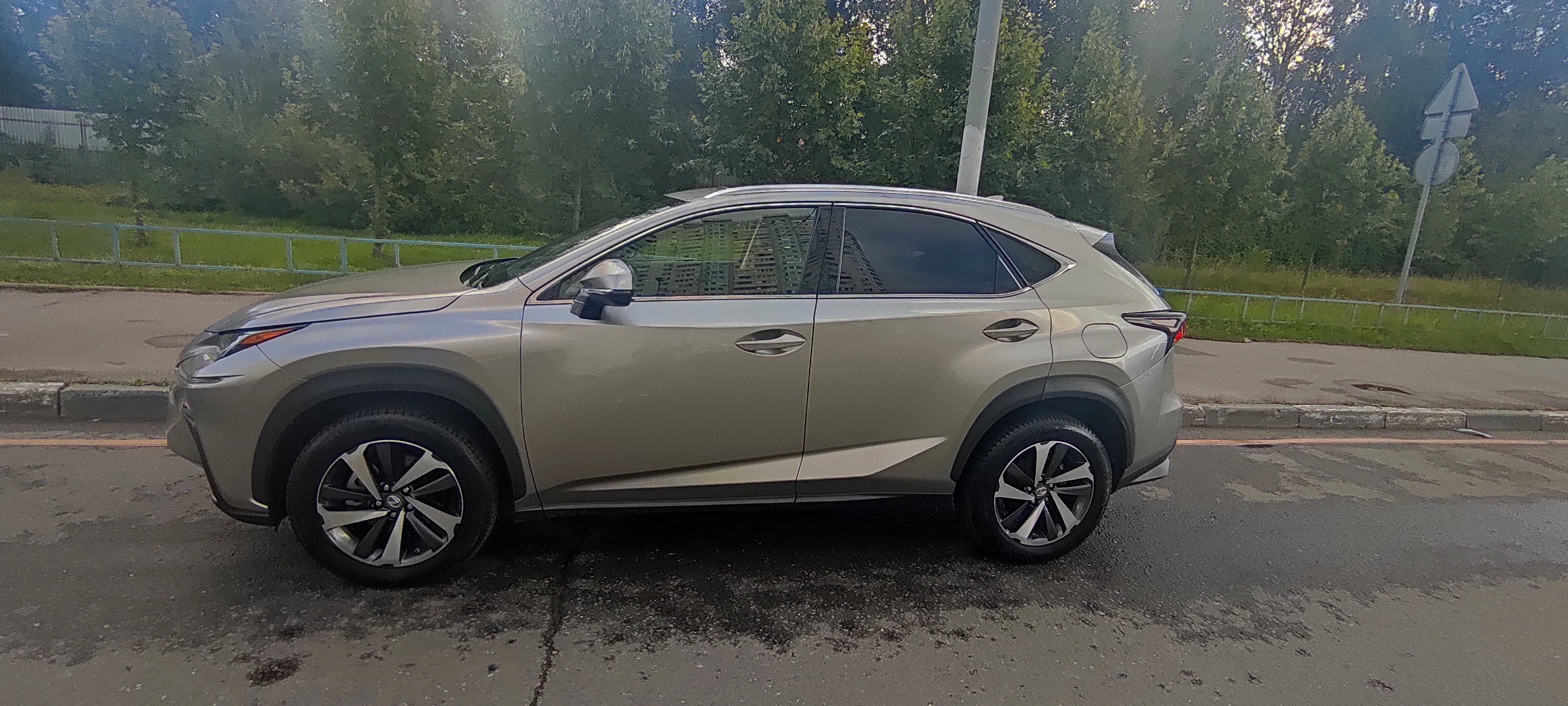Lexus NX, 2019г, полный привод, автомат