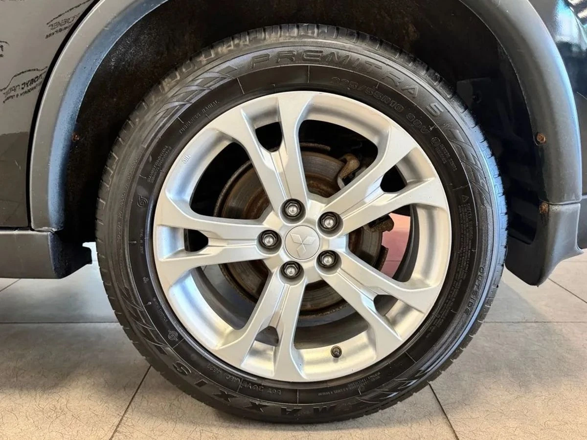 Mitsubishi Outlander, 2014г, полный привод, автомат