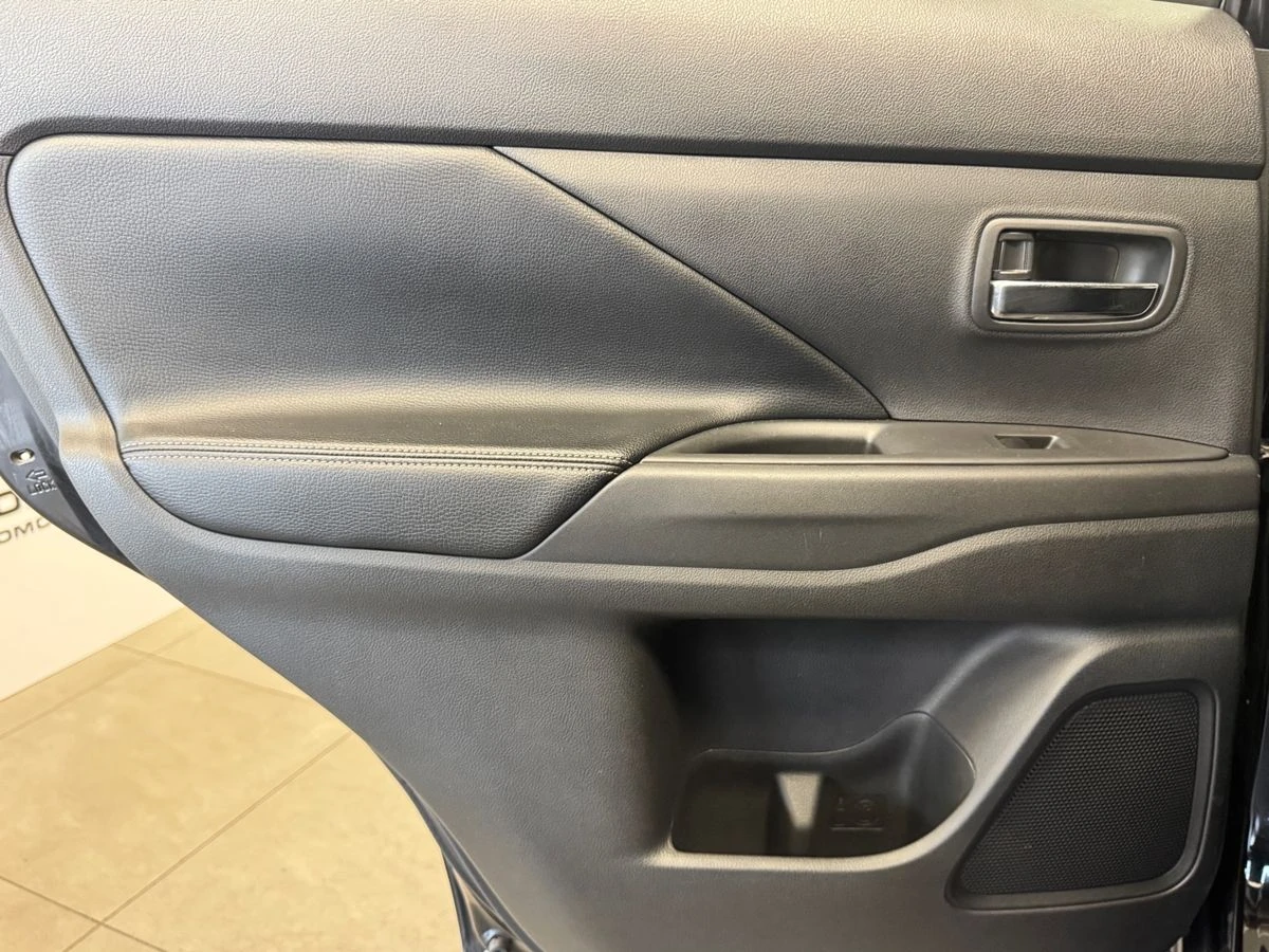 Mitsubishi Outlander, 2014г, полный привод, автомат