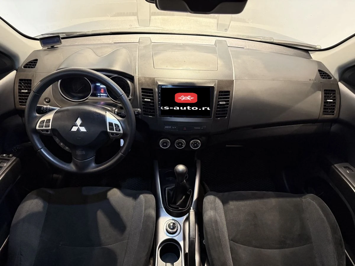 Mitsubishi Outlander, 2008г, полный привод, механика
