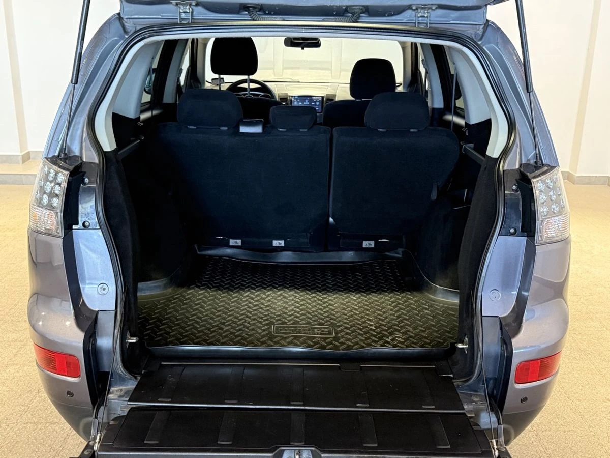 Mitsubishi Outlander, 2008г, полный привод, механика