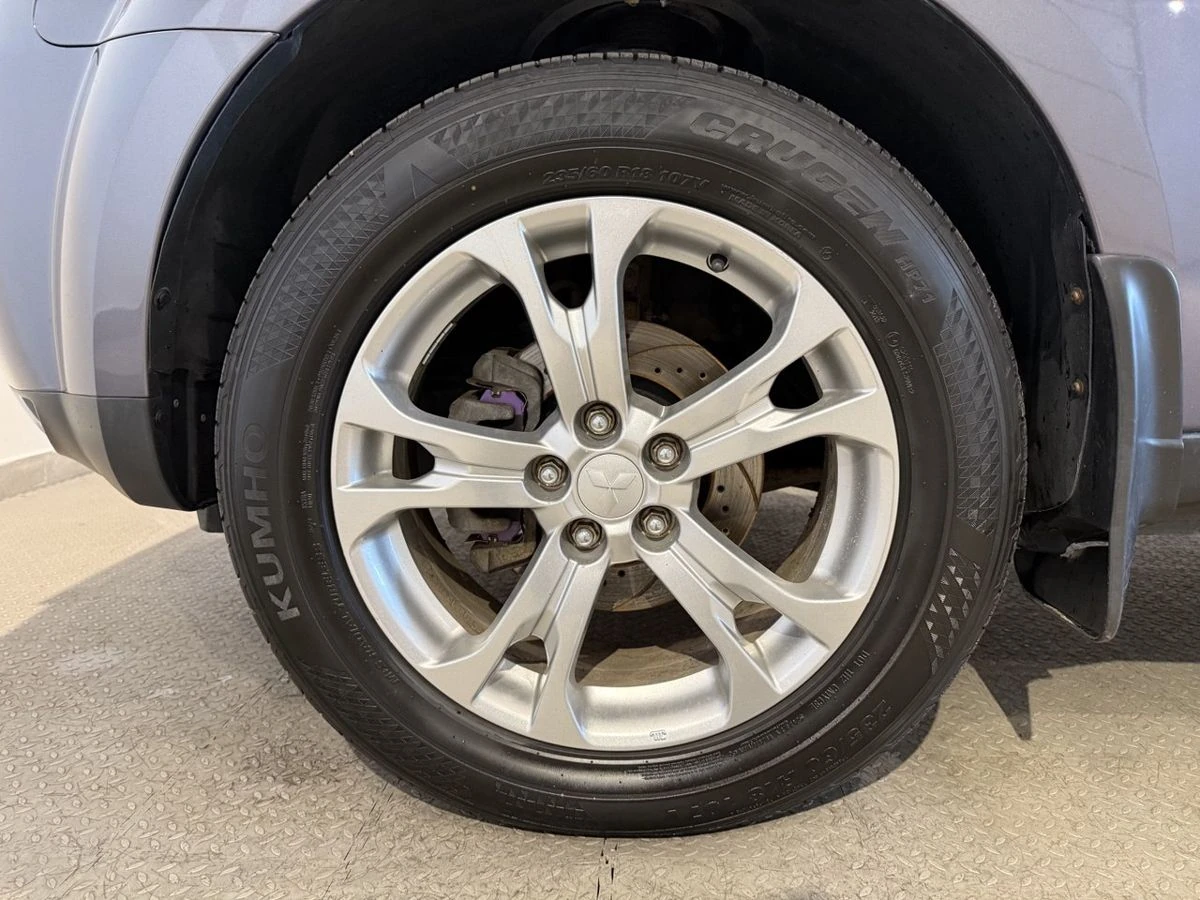 Mitsubishi Outlander, 2008г, полный привод, механика