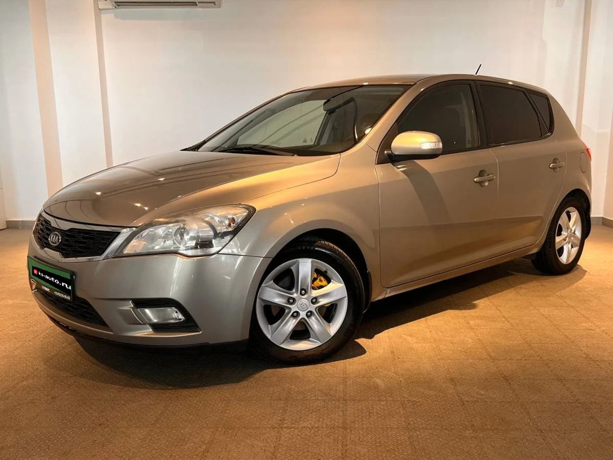 Kia Ceed, 2010г, передний привод, механика