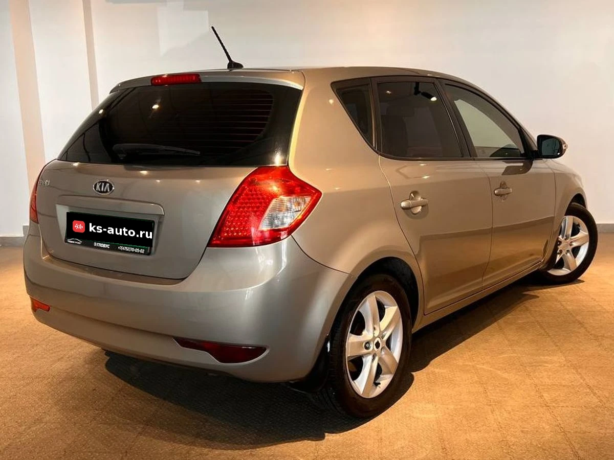 Kia Ceed, 2010г, передний привод, механика