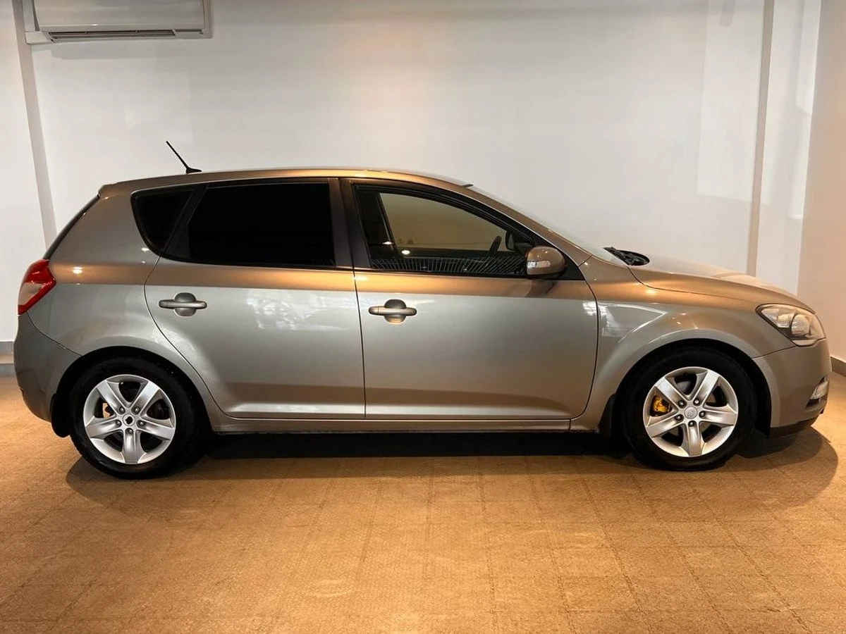 Kia Ceed, 2010г, передний привод, механика