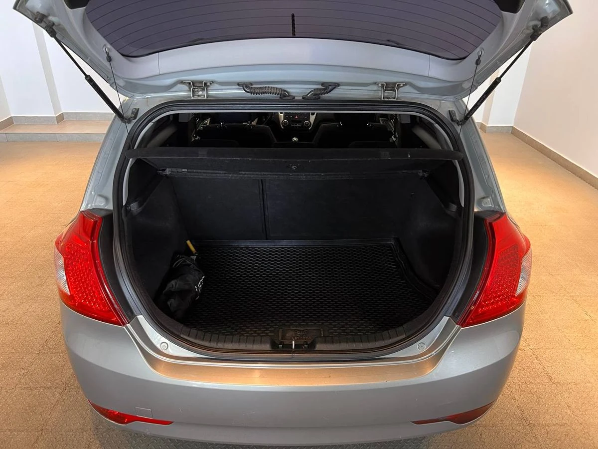 Kia Ceed, 2010г, передний привод, механика