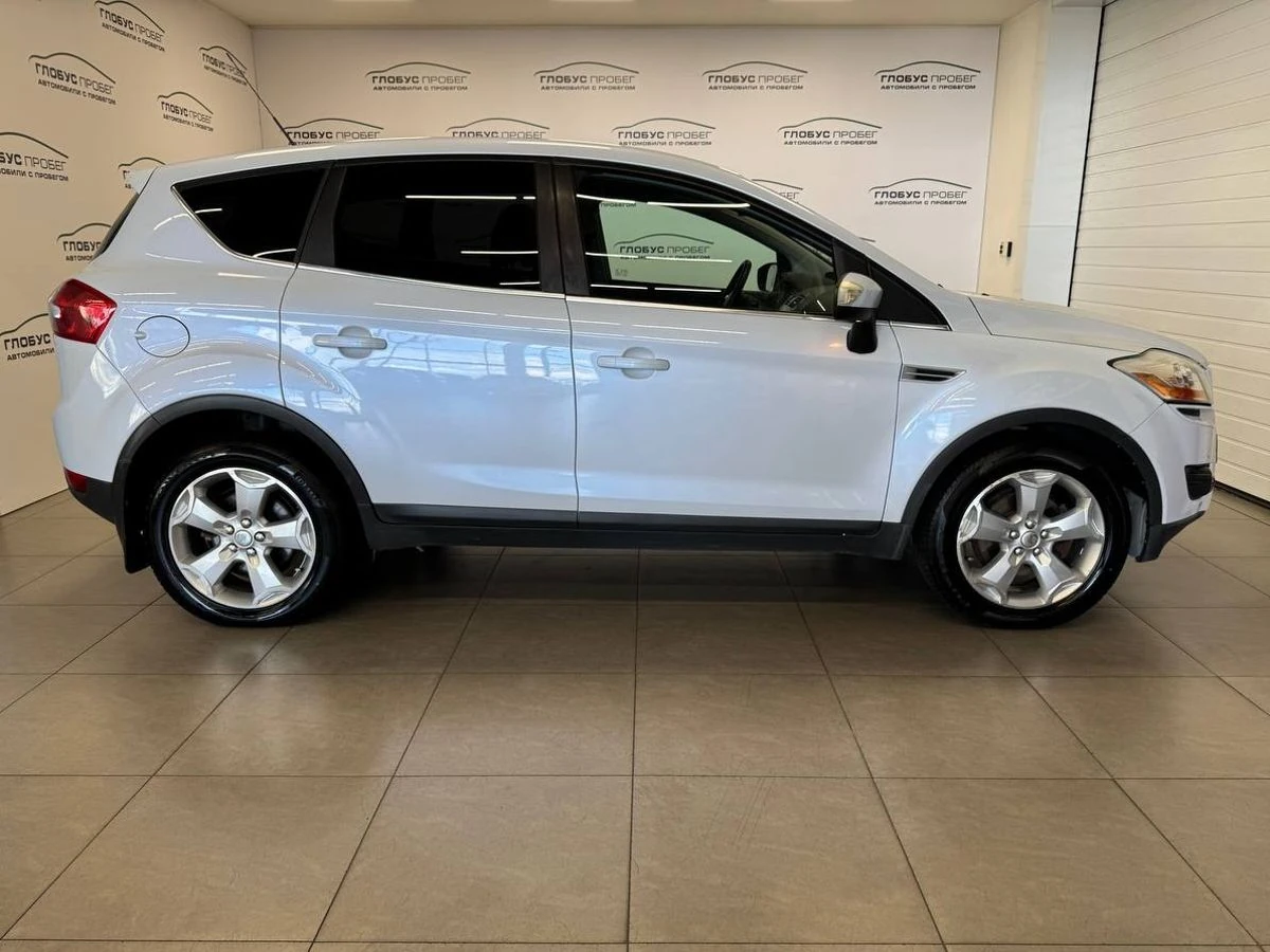 Ford Kuga, 2011г, полный привод, механика