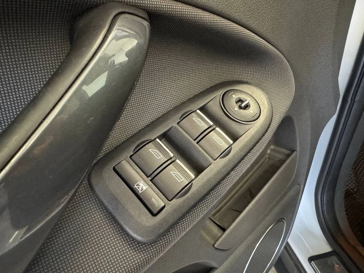 Ford Kuga, 2011г, полный привод, механика