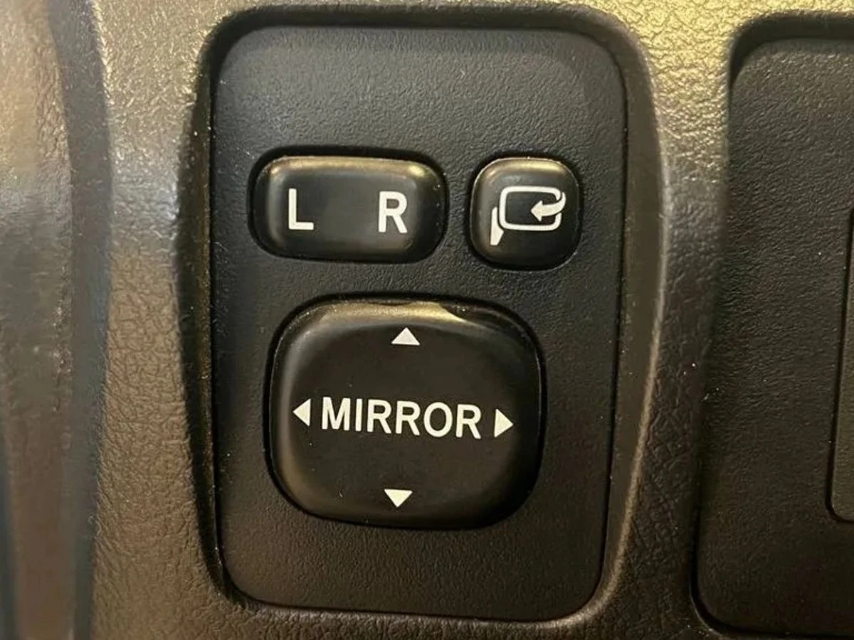 Toyota Camry, 2008г, передний привод, механика