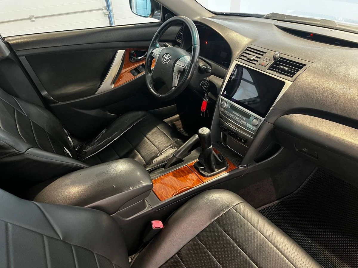 Toyota Camry, 2008г, передний привод, механика