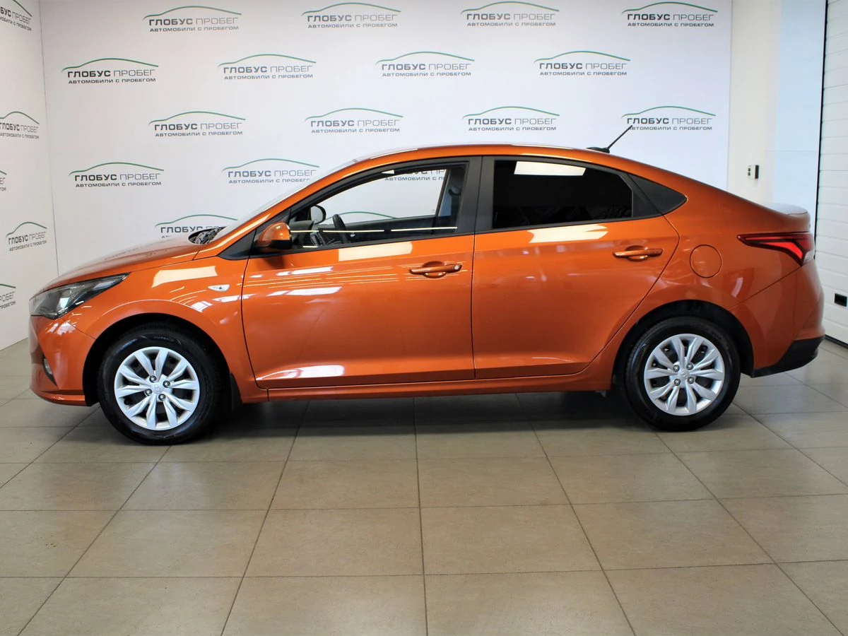 Hyundai Solaris, 2022г, передний привод, автомат