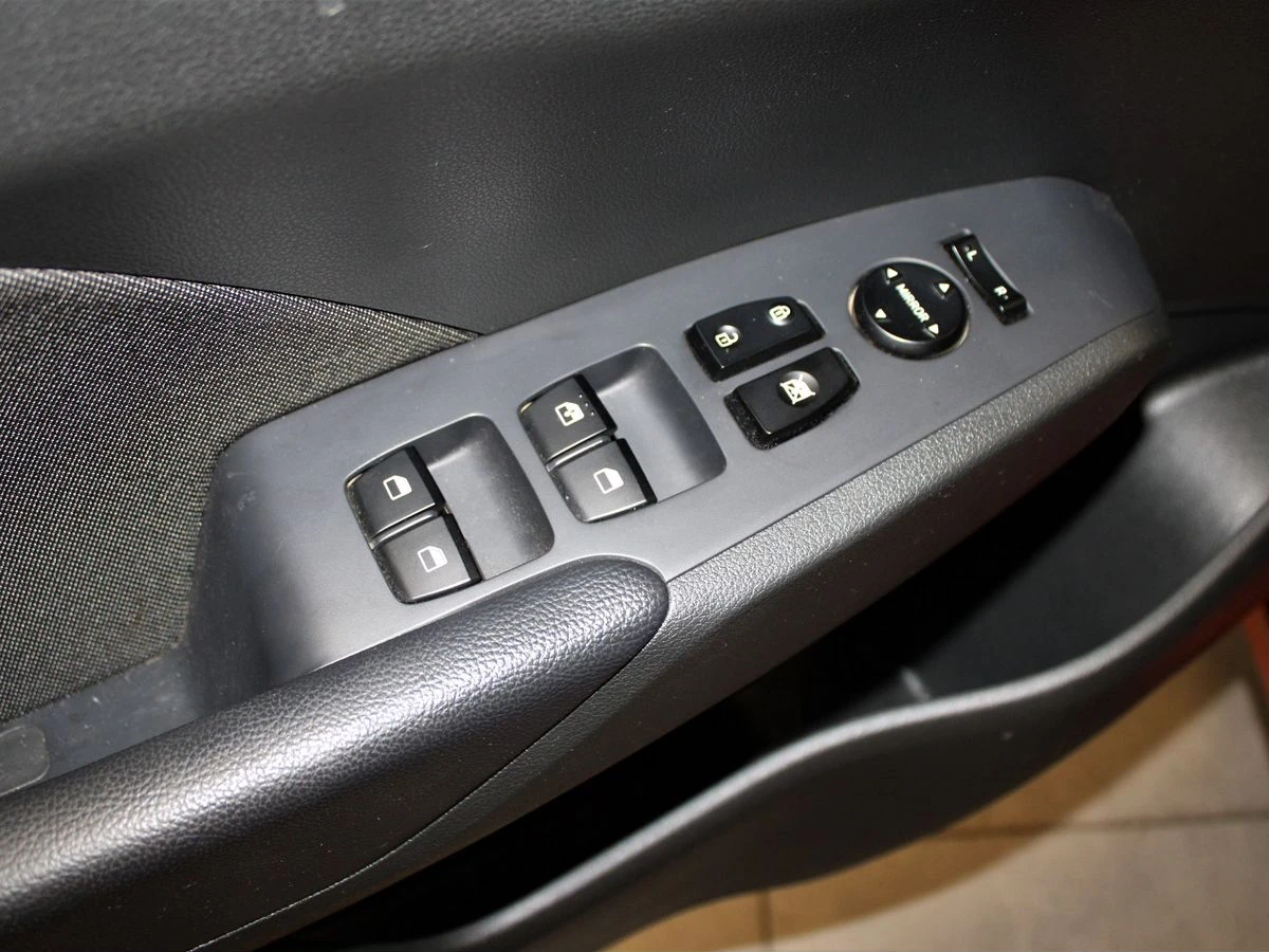 Hyundai Solaris, 2022г, передний привод, автомат