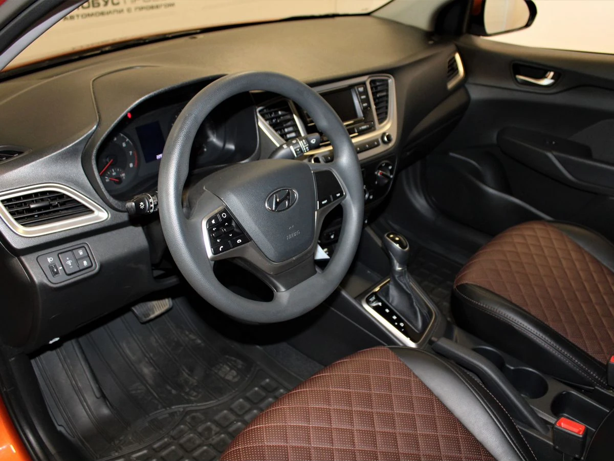 Hyundai Solaris, 2022г, передний привод, автомат