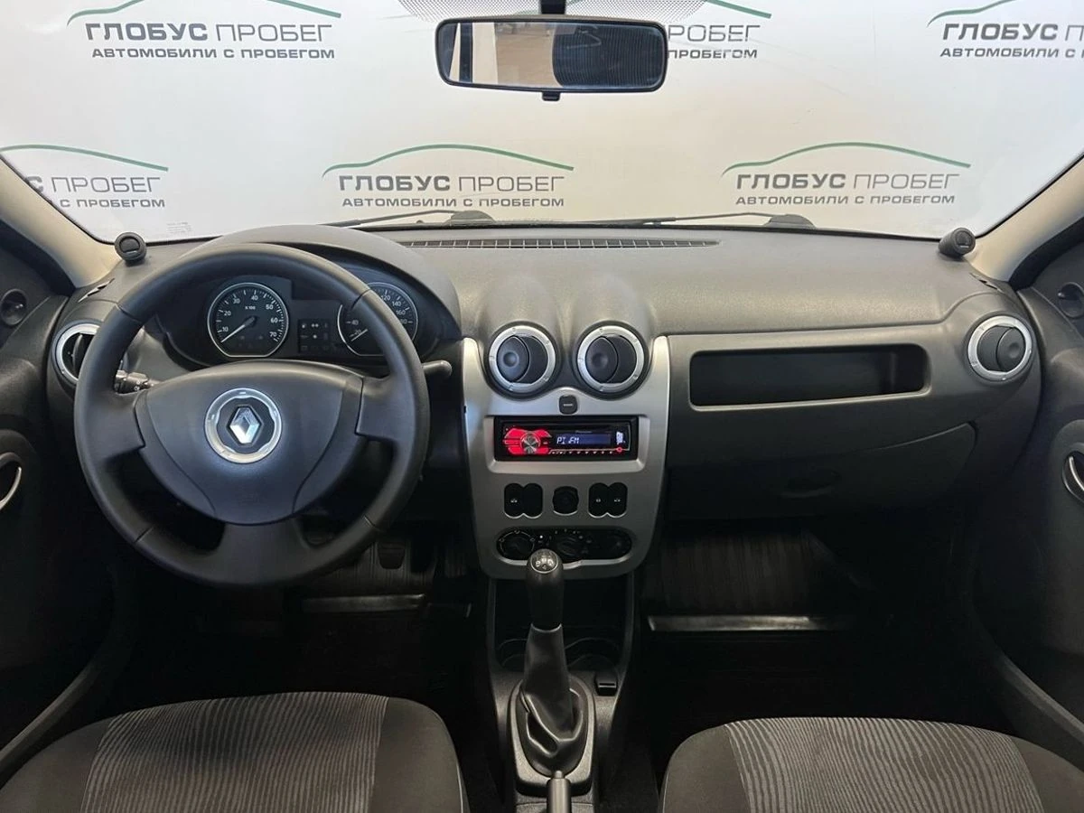 Renault Logan, 2013г, передний привод, механика