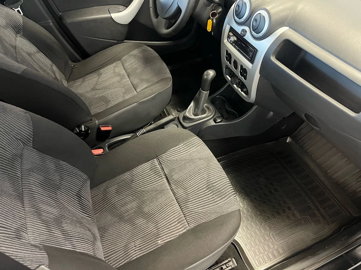 Renault Logan, 2013г, передний привод, механика