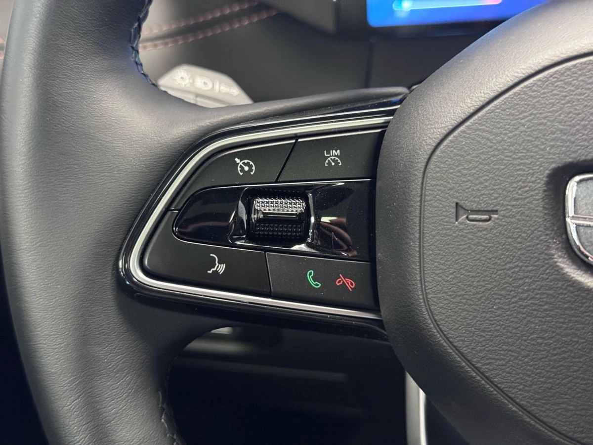 Geely Okavango, 2023г, передний привод, робот