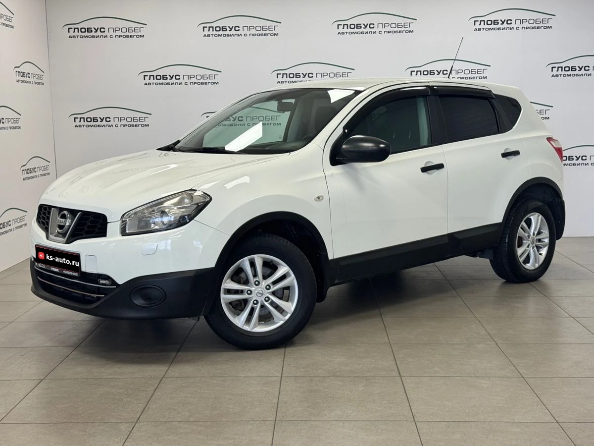 Nissan Qashqai, 2011г, передний привод, механика