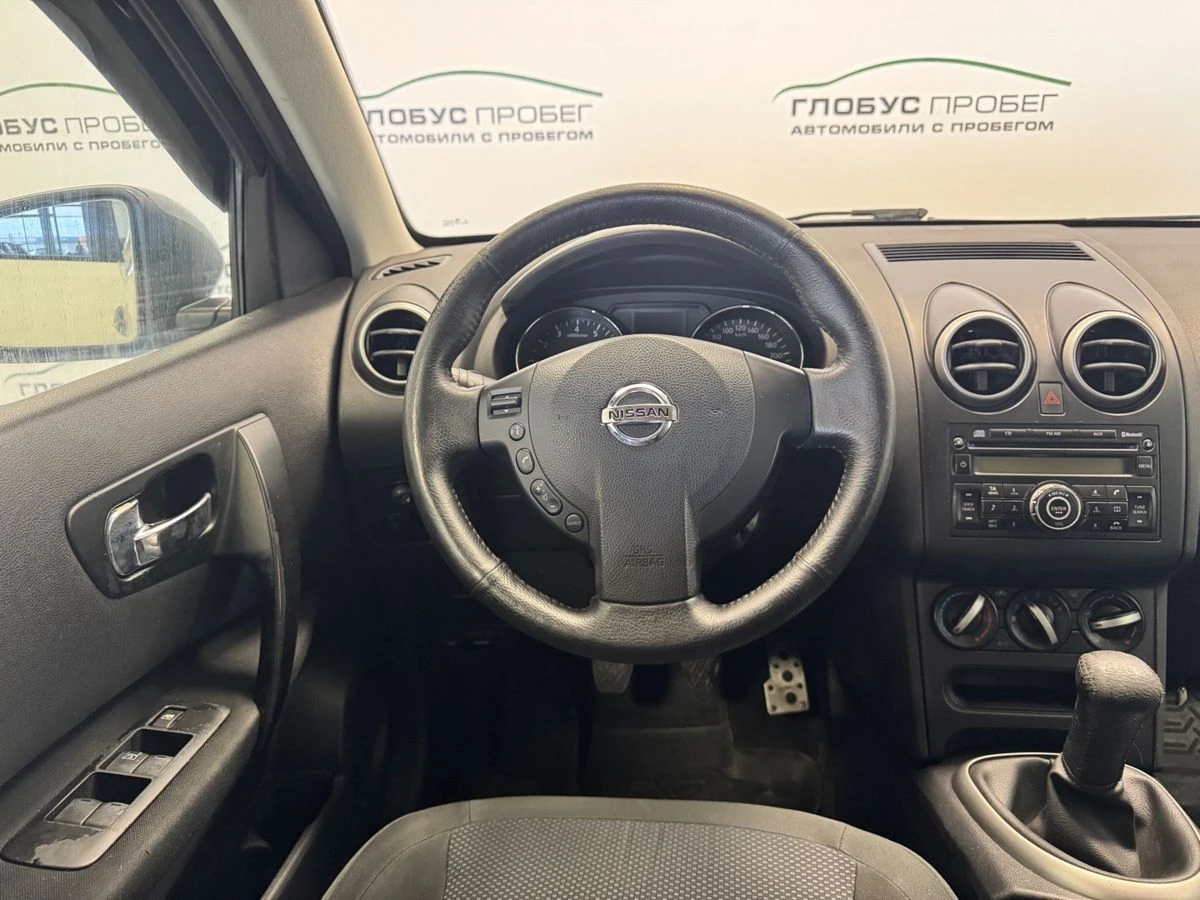 Nissan Qashqai, 2011г, передний привод, механика