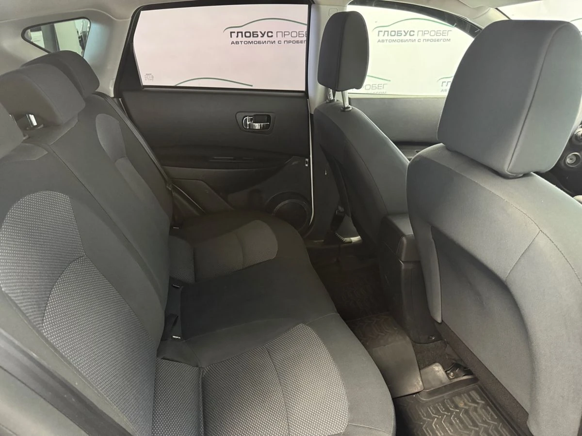 Nissan Qashqai, 2011г, передний привод, механика