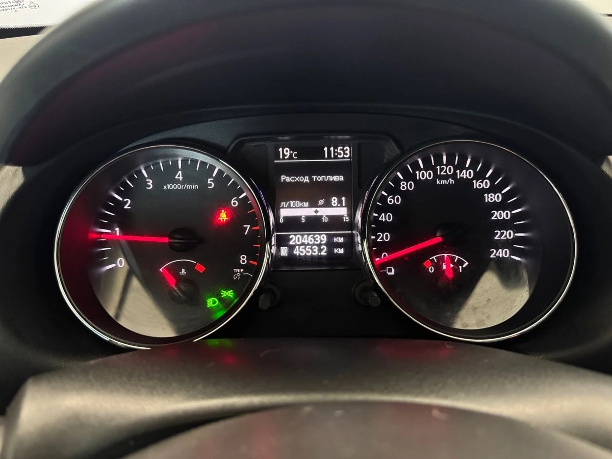 Nissan Qashqai, 2011г, передний привод, механика