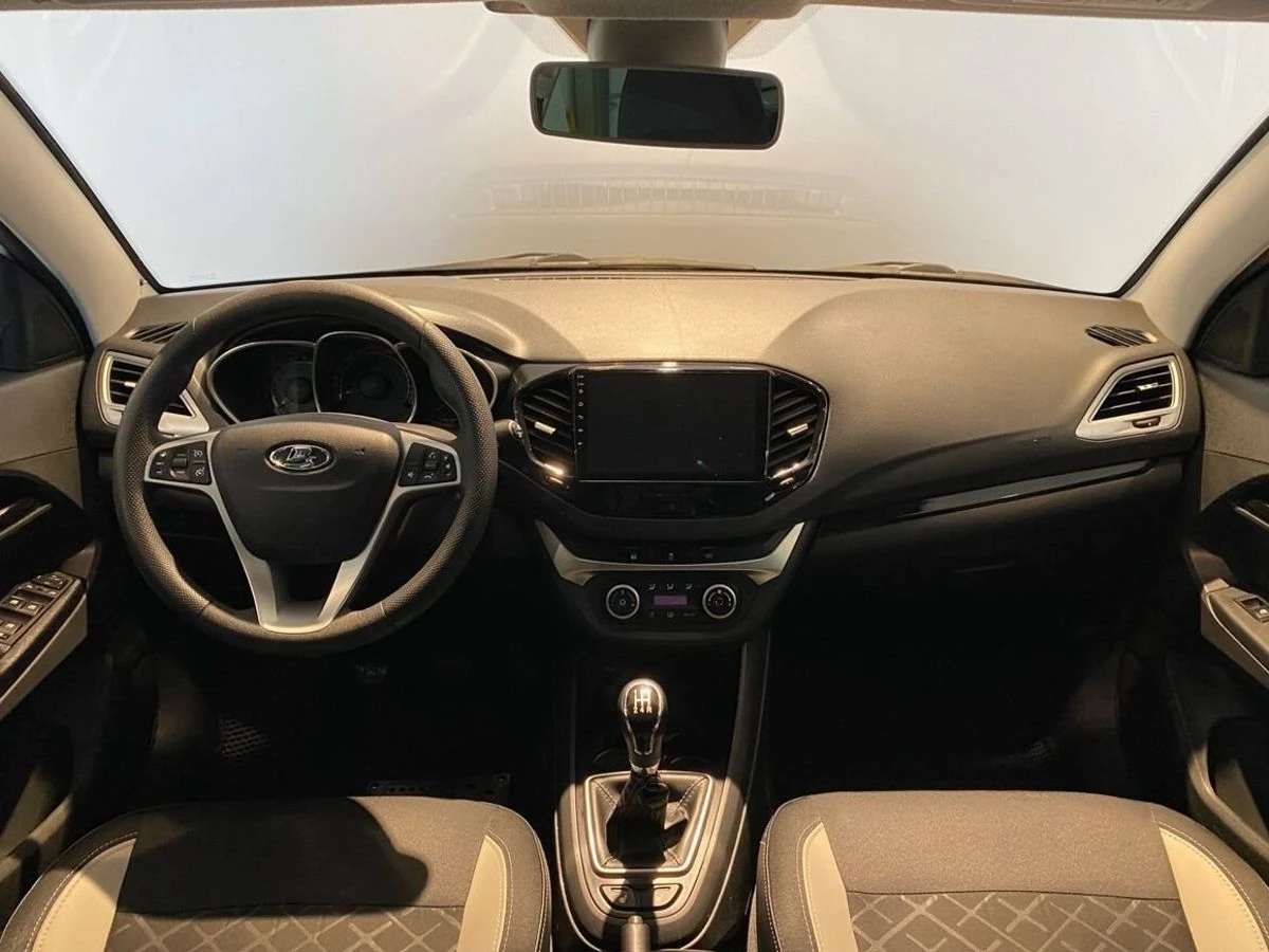 Lada (ВАЗ) Vesta, 2019г, передний привод, механика