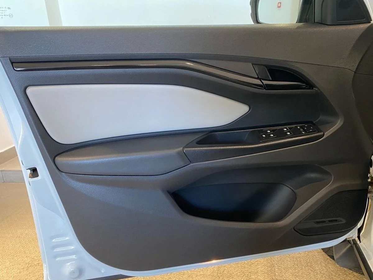 Lada (ВАЗ) Vesta, 2019г, передний привод, механика