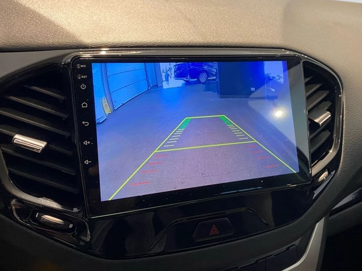 Lada (ВАЗ) Vesta, 2019г, передний привод, механика