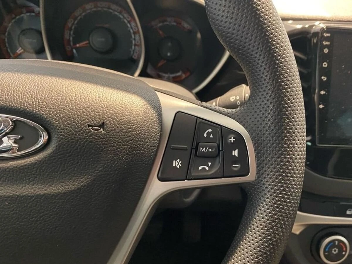 Lada (ВАЗ) Vesta, 2019г, передний привод, механика