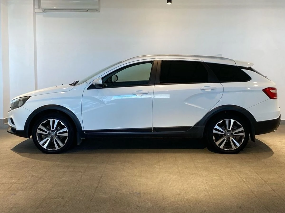 Lada (ВАЗ) Vesta, 2019г, передний привод, механика