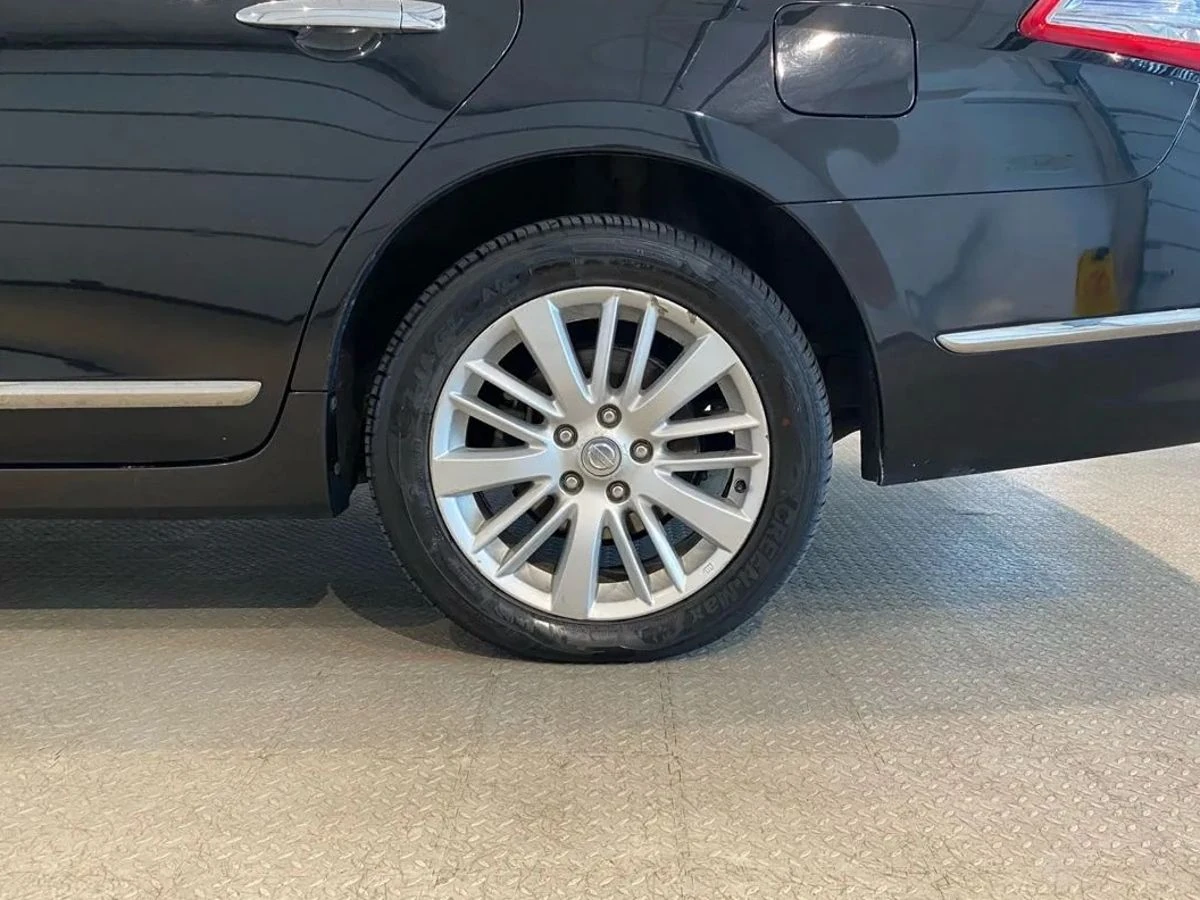 Nissan Teana, 2012г, передний привод, автомат