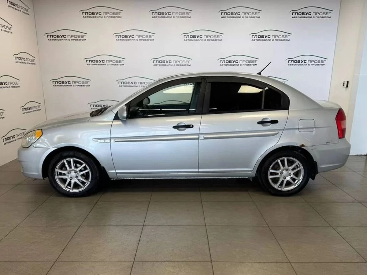 Hyundai Verna, 2006г, передний привод, автомат