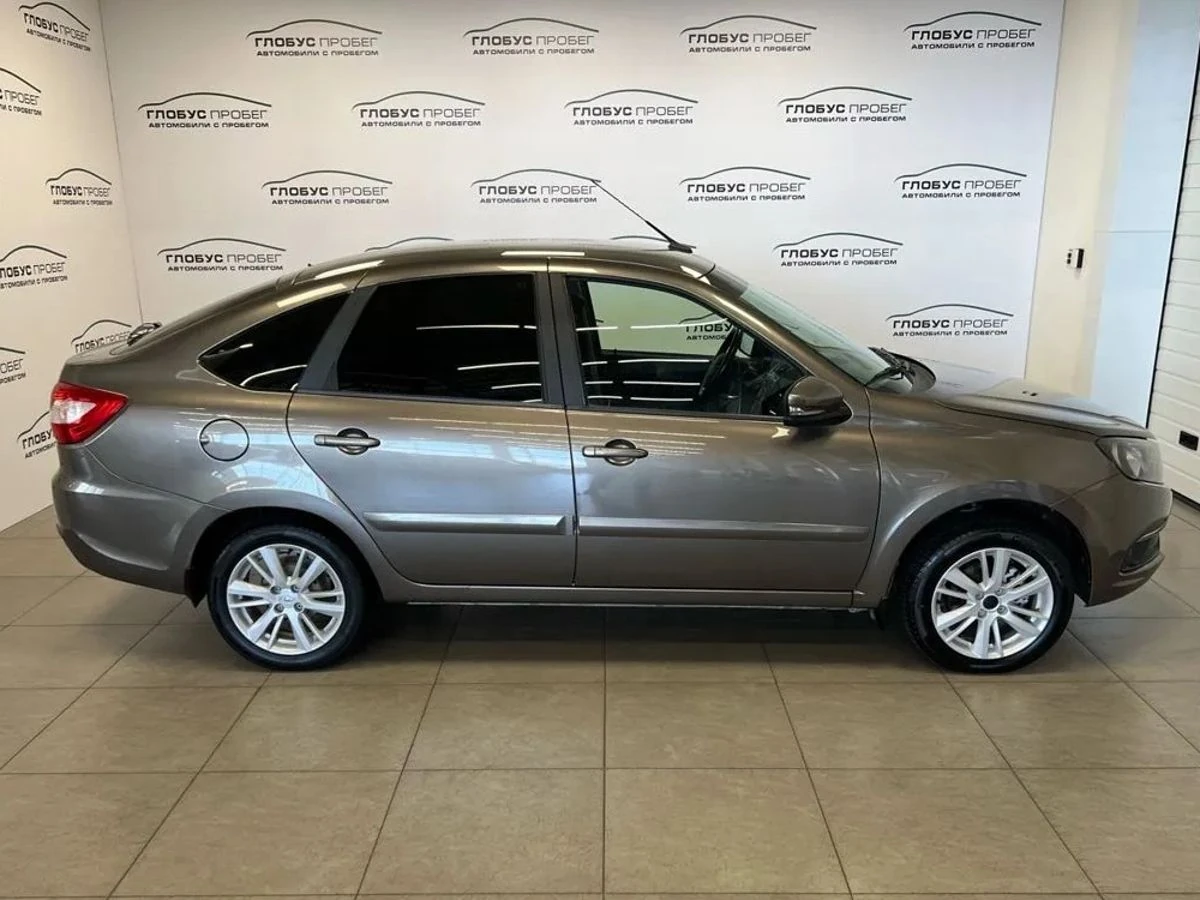 Lada (ВАЗ) Granta, 2021г, передний привод, механика