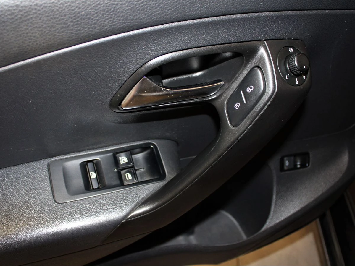 Volkswagen Polo, 2014г, передний привод, механика