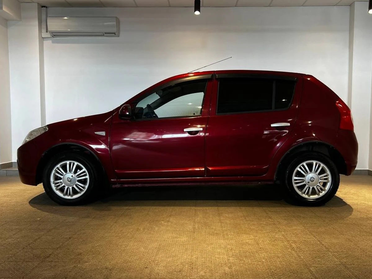 Renault Sandero, 2013г, передний привод, механика