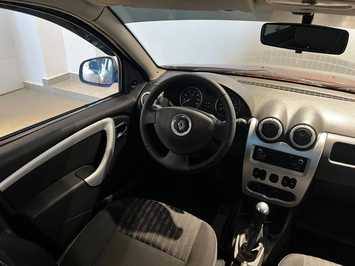Renault Sandero, 2013г, передний привод, механика