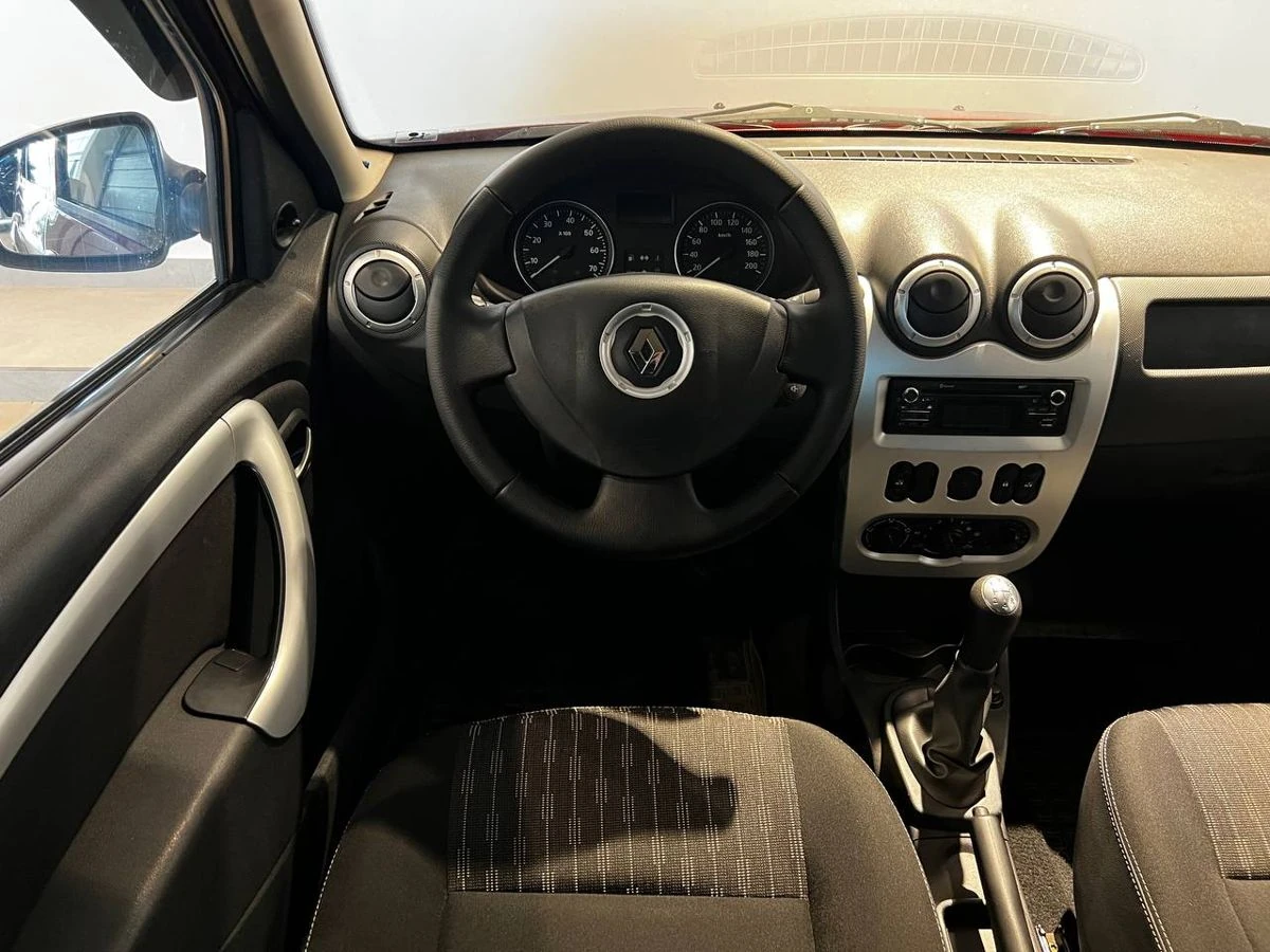 Renault Sandero, 2013г, передний привод, механика