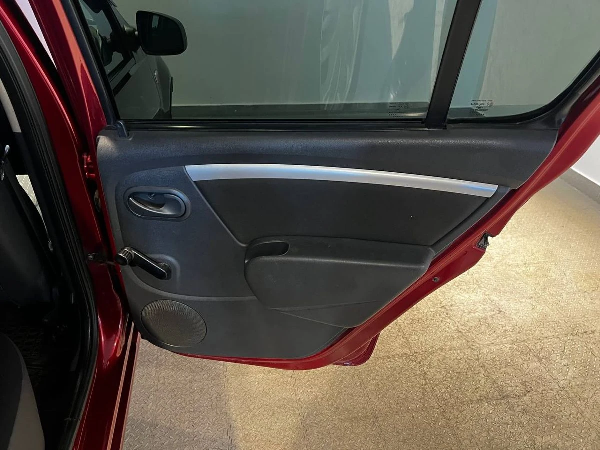 Renault Sandero, 2013г, передний привод, механика