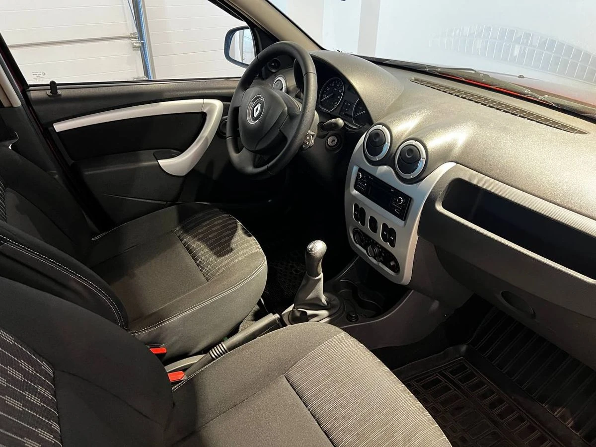 Renault Sandero, 2013г, передний привод, механика