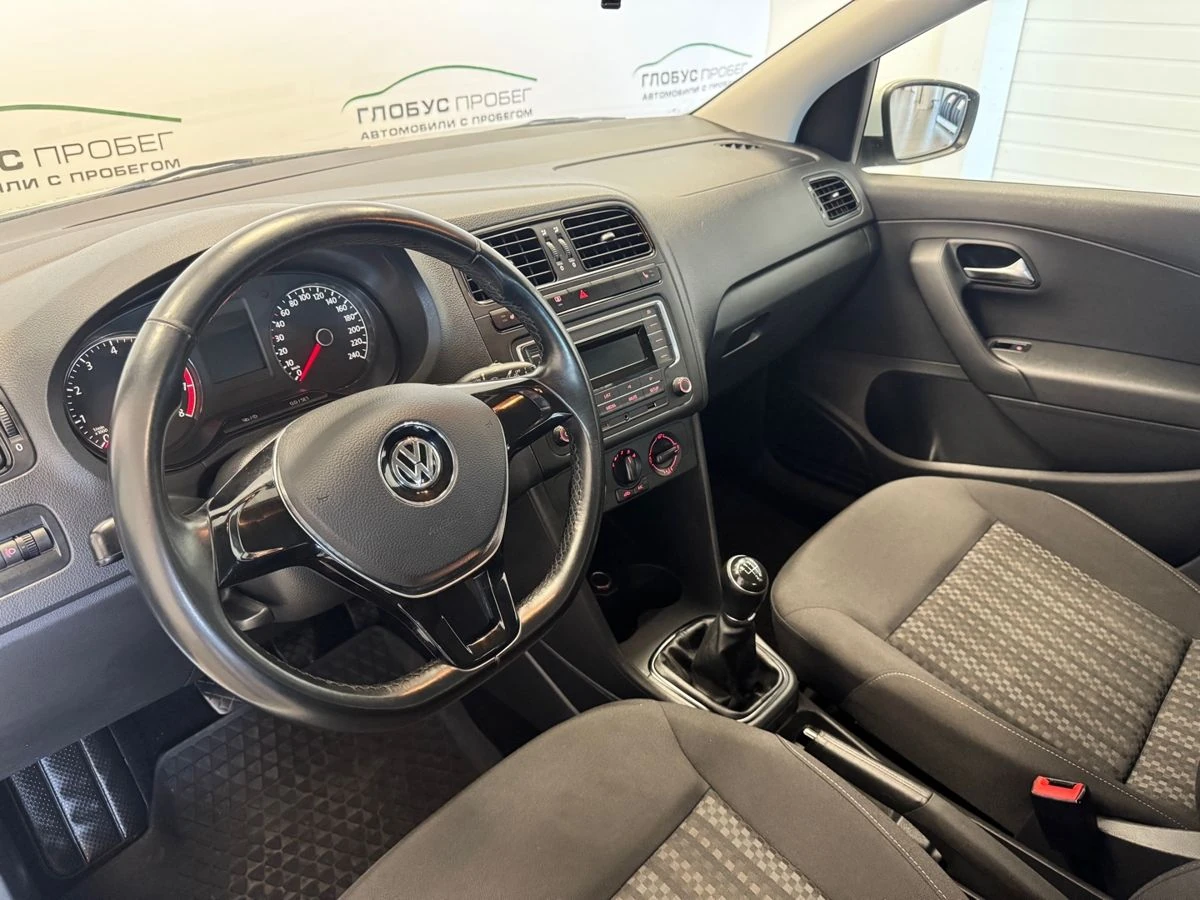 Volkswagen Polo, 2016г, передний привод, механика