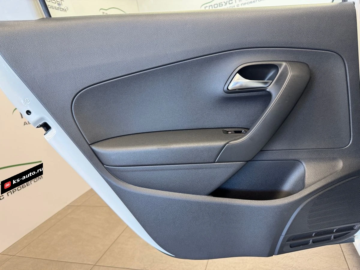 Volkswagen Polo, 2016г, передний привод, механика