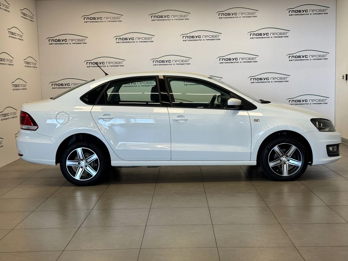 Volkswagen Polo, 2016г, передний привод, механика