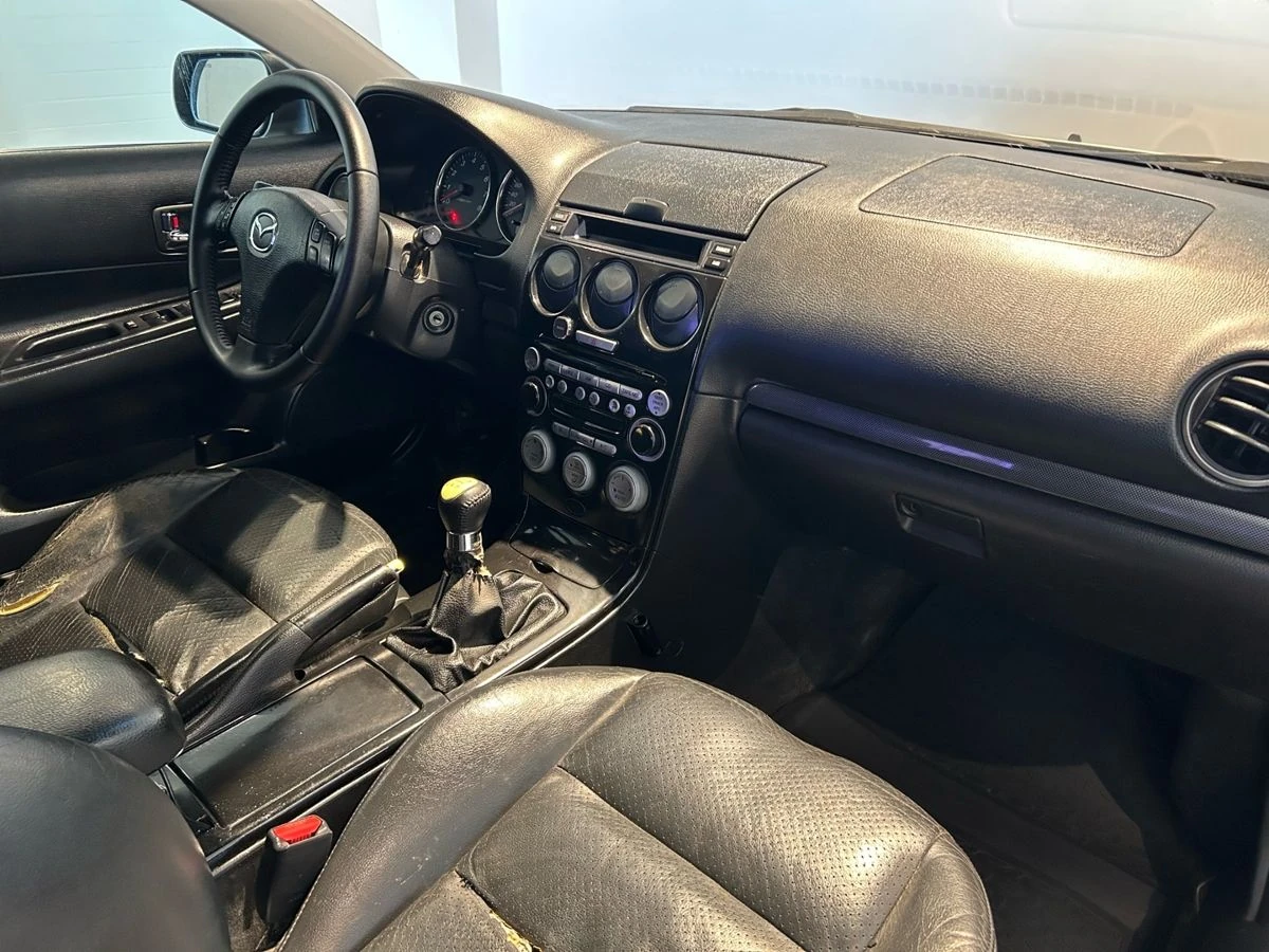 Mazda 6, 2004г, передний привод, механика