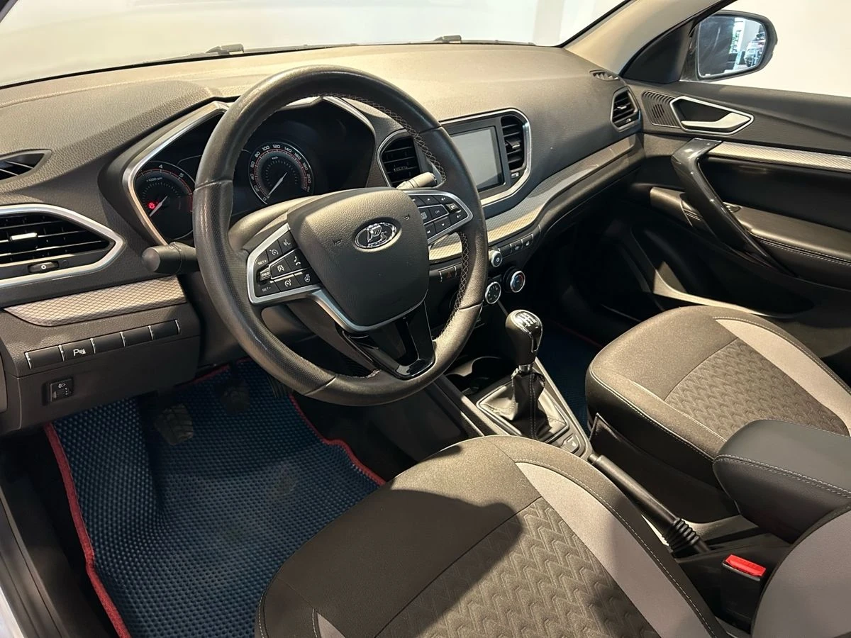 Lada (ВАЗ) Vesta, 2023г, передний привод, механика